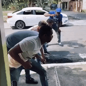 Click image for larger version

Name:	1-07.gif
Views:	202
Size:	4.63 MB
ID:	9495