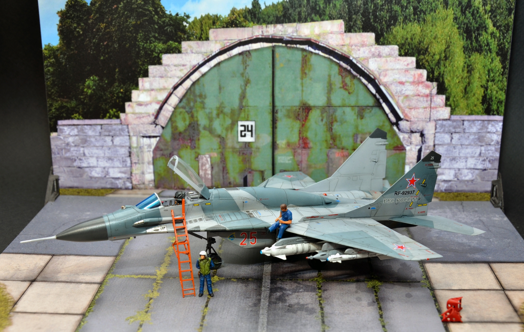 Су 27 гдр. Миг-29смт. Миг-29 смт звезда. Mig-29 9-13. Миг 29 смт модель.