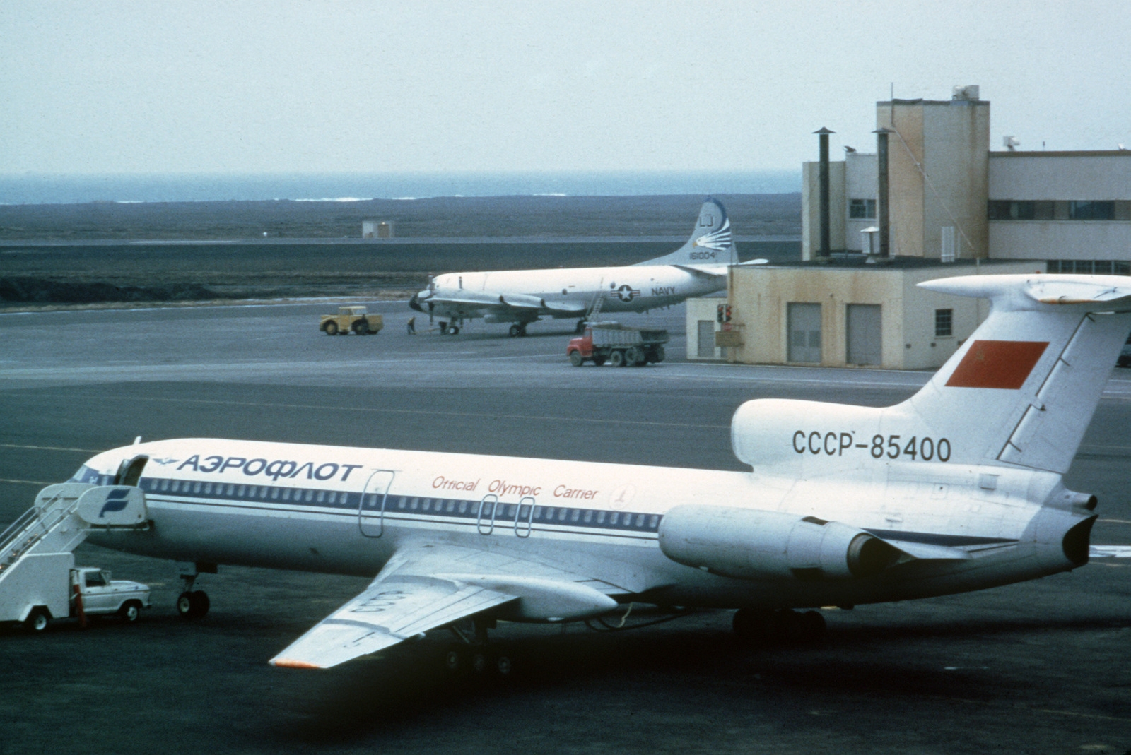 Click image for larger version

Name:	Official Olympic Carrier tu-154 ссср-85400.jpg
Views:	377
Size:	977.1 KB
ID:	11344