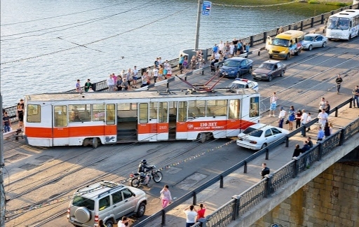 Click image for larger version

Name:	tram.jpg
Views:	196
Size:	181.7 KB
ID:	11489