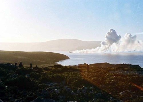 Click image for larger version

Name:	HMS Antelope (F170) 06.jpg
Views:	315
Size:	90.6 KB
ID:	12797