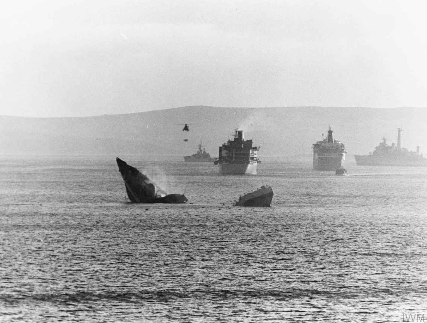 Click image for larger version

Name:	HMS Antelope (F170) 09.jpg
Views:	344
Size:	478.7 KB
ID:	12806
