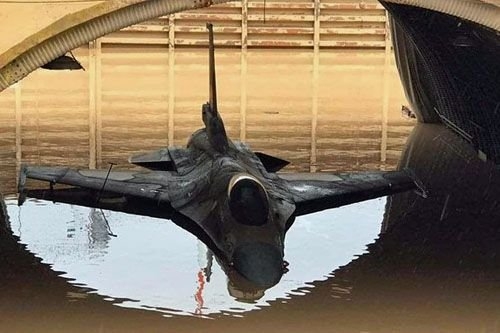 Click image for larger version

Name:	1578985917_f16chacor.jpg
Views:	51
Size:	93.1 KB
ID:	1210