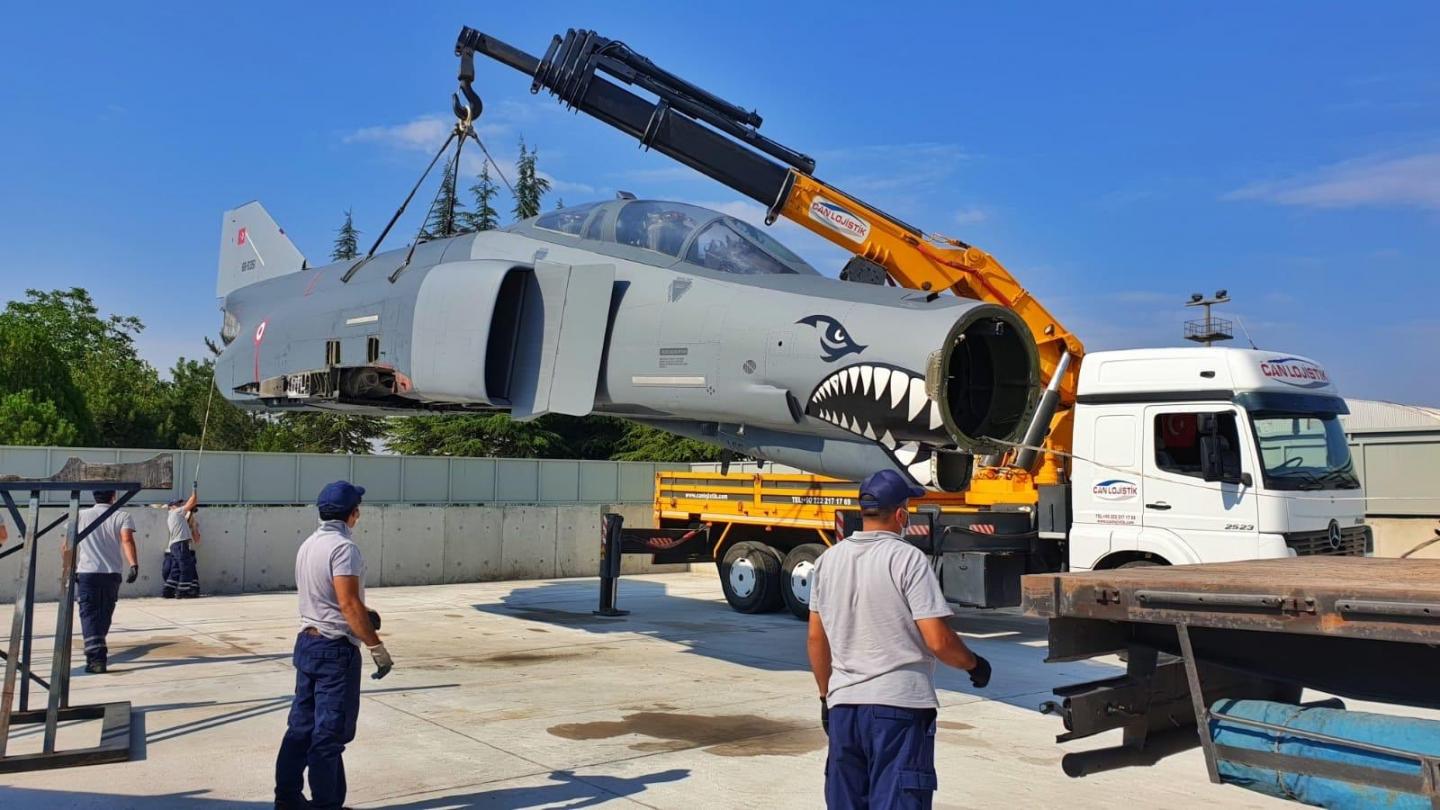 Click image for larger version

Name:	EcU0hafXYAA9TZo?format=jpg&amp;name=large.jpg
Views:	154
Size:	147.4 KB
ID:	1520